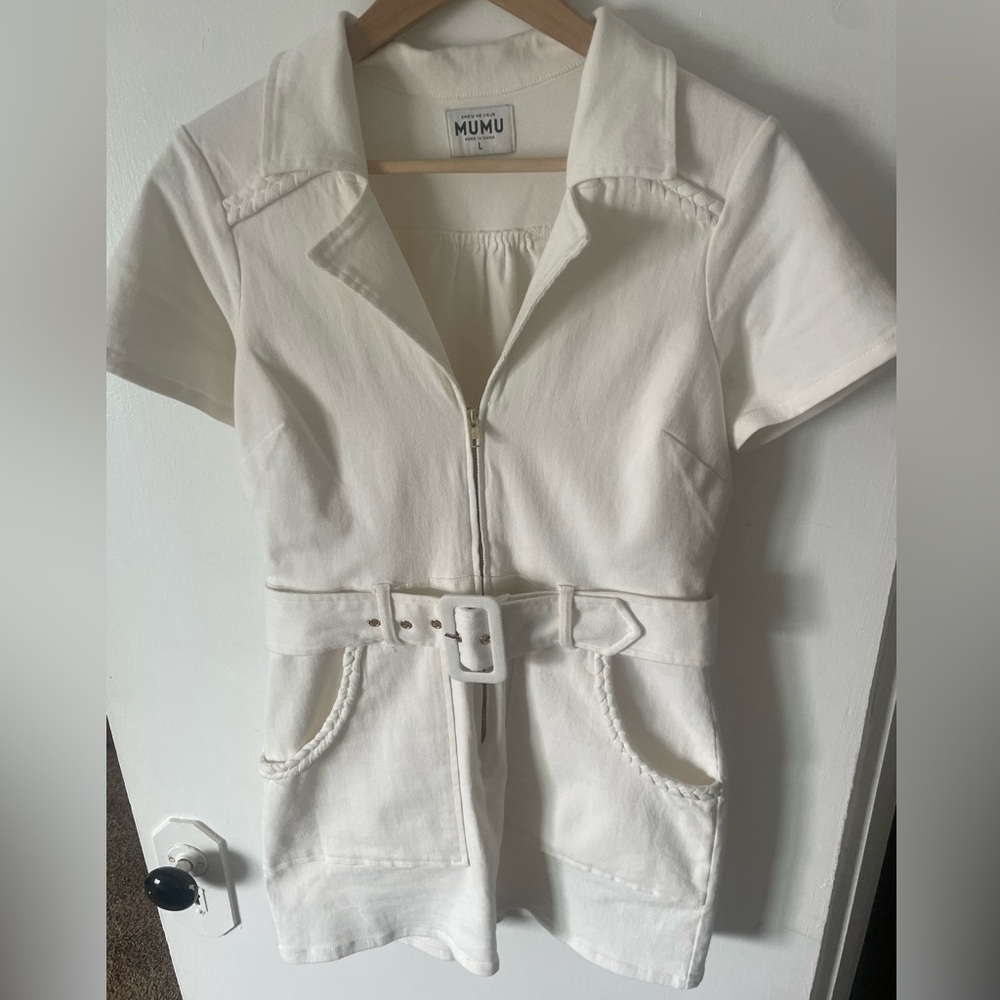 Show Me Your MuMu Outlaw Dress in white 🤍 only worn twice